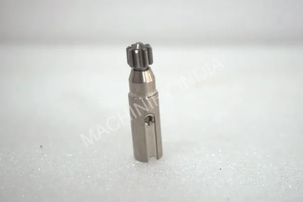 OIL PUMP RS. 737 PART NO. 11236403200